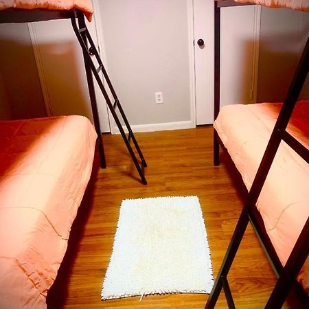 Shuteye Hostel Х'юстон Екстер'єр фото