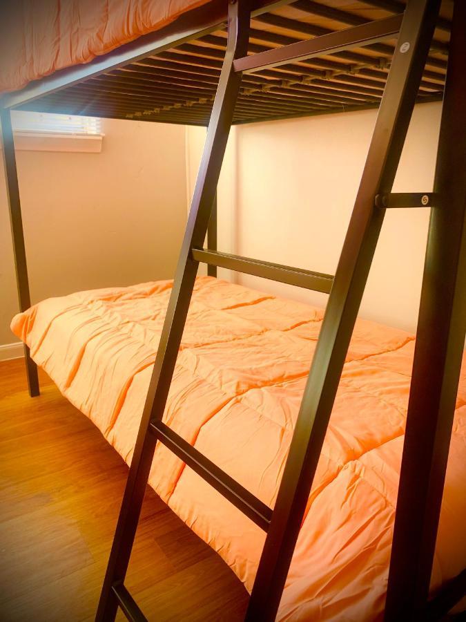 Shuteye Hostel Х'юстон Екстер'єр фото